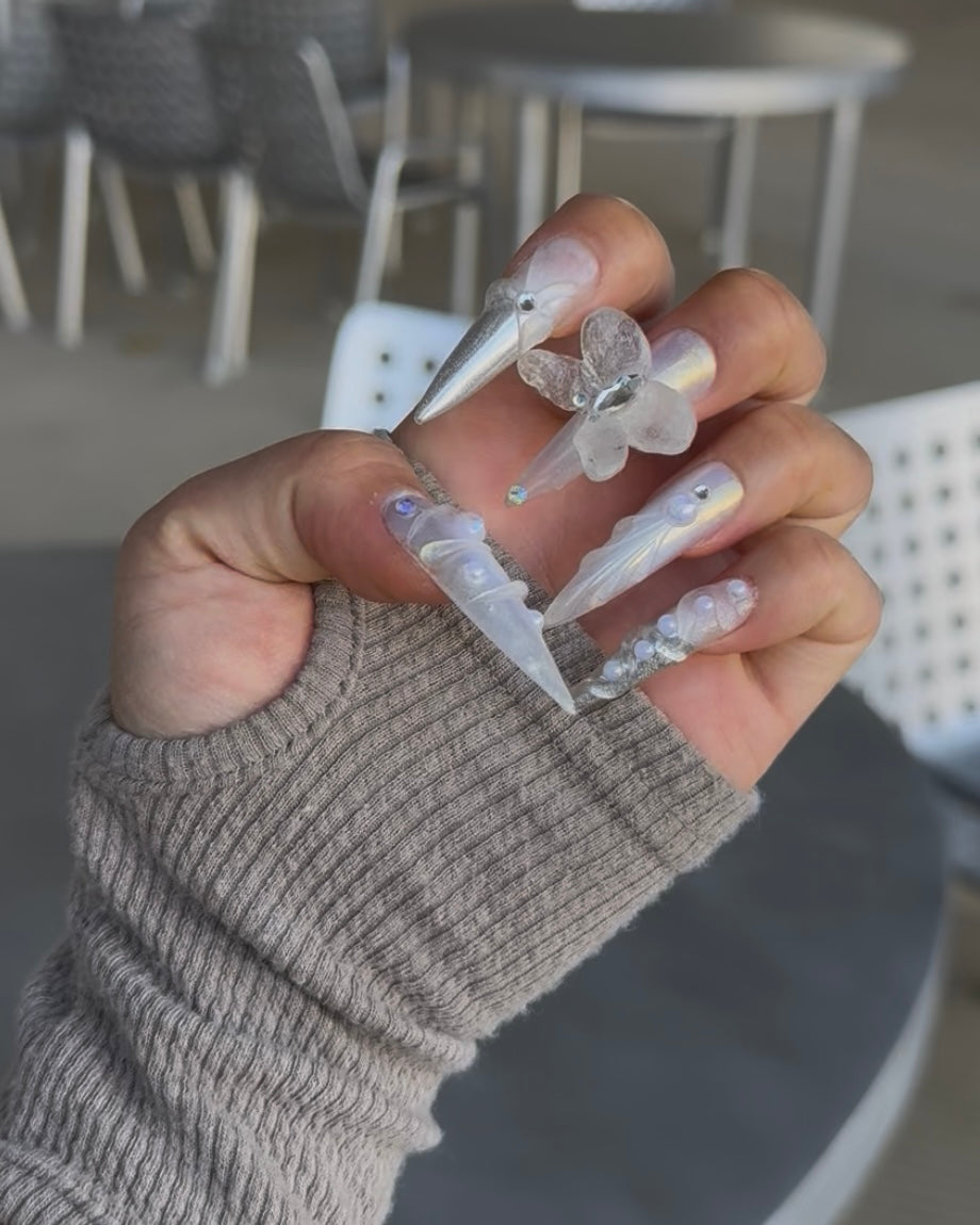 Digital Moth Press On Nails (Preorder)
